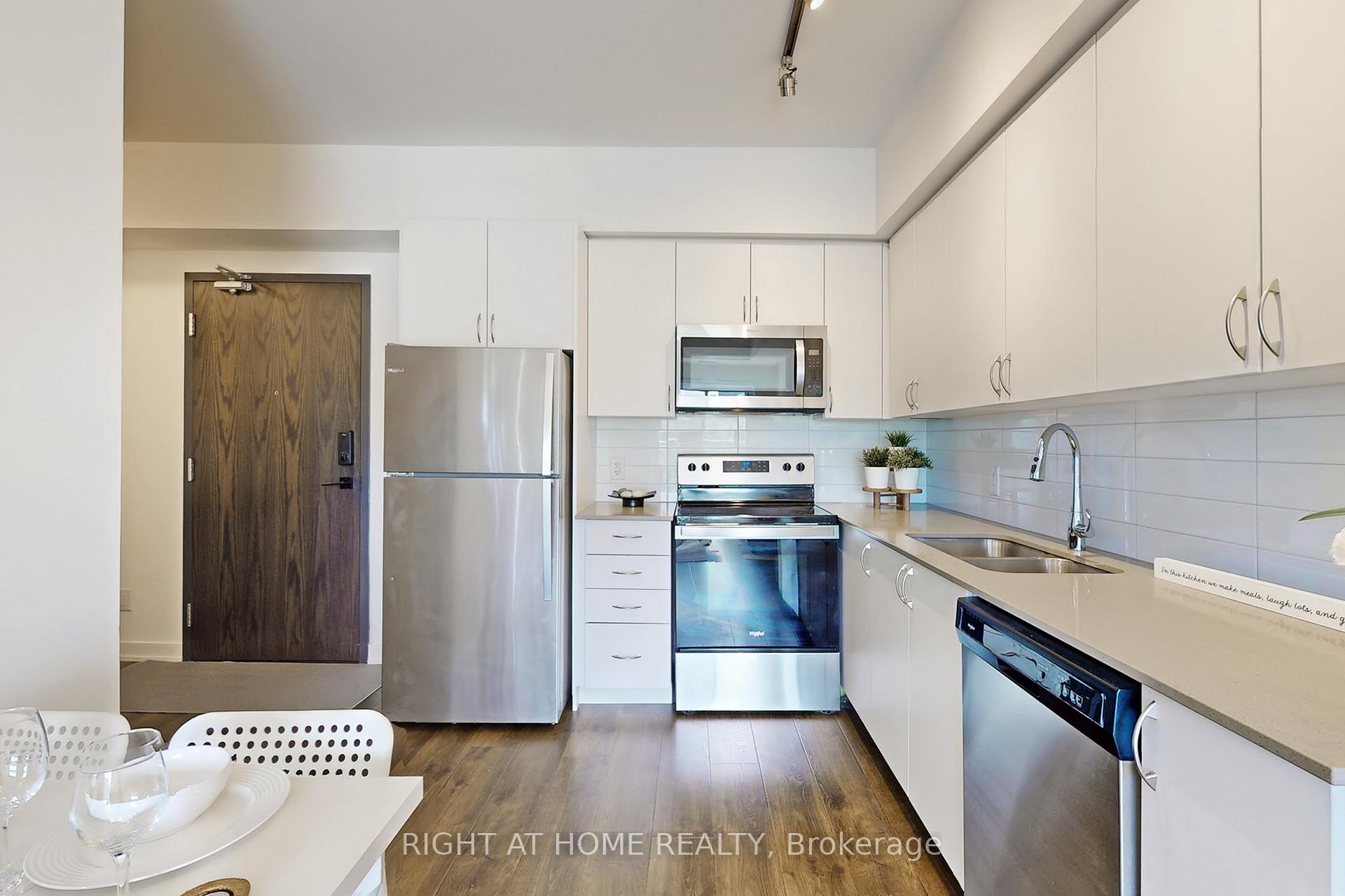 Photo 10 of Unit 314, 56 Lakeside Terrace, Barrie, Little Lake — HOMEH