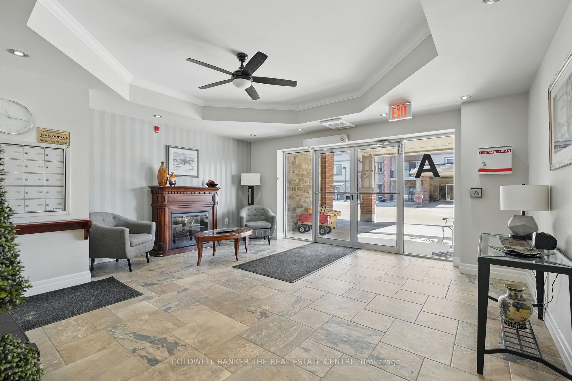 Photo 7 of Unit 305, 19a Yonge Street N, Springwater, Elmvale — HOMEH