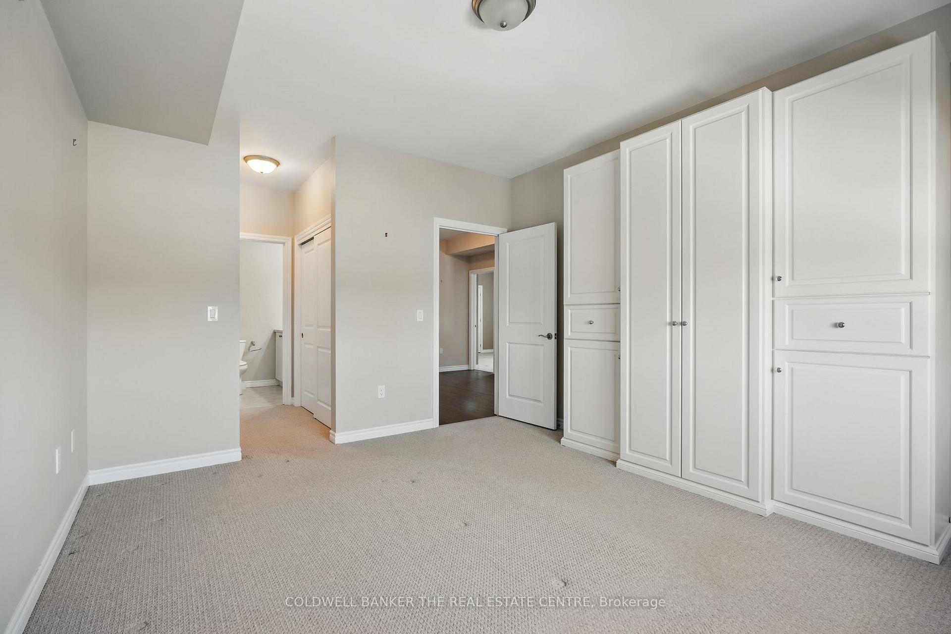 Photo 18 of Unit 305, 19a Yonge Street N, Springwater, Elmvale — HOMEH