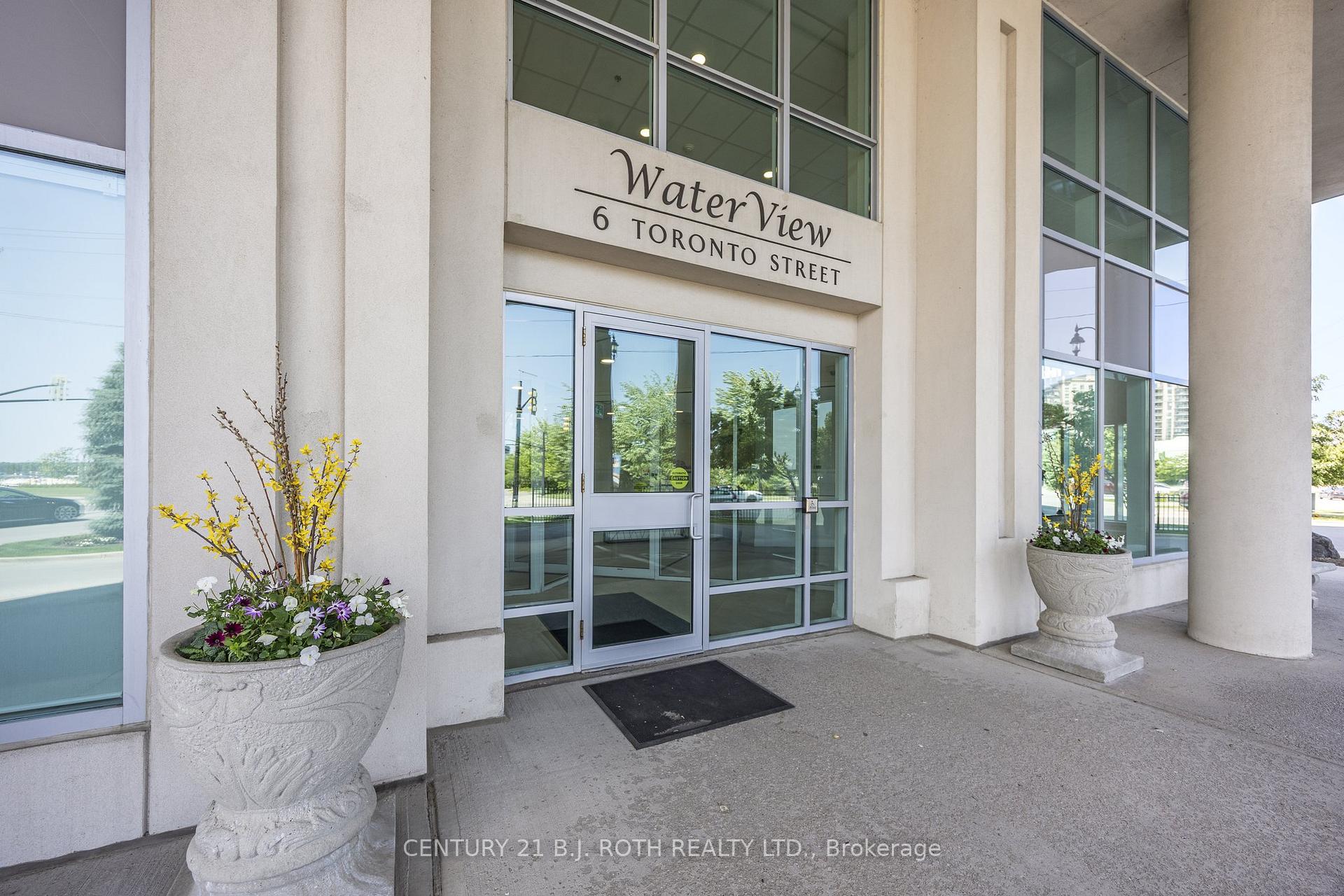 Photo 7 of Unit 803, 6 Toronto Street, Barrie, Lakeshore — HOMEH