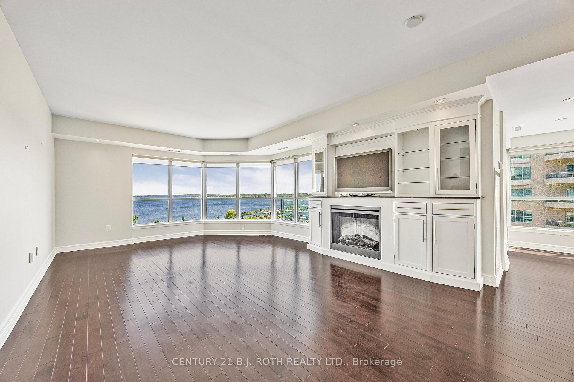 Photo 14 of Unit 803, 6 Toronto Street, Barrie, Lakeshore — HOMEH