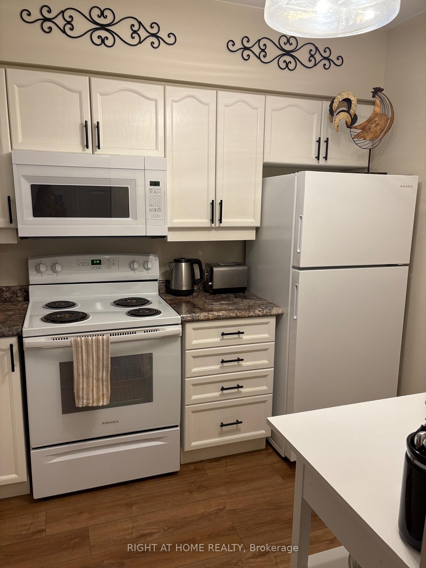 Photo 19 of Unit 507, 94 Dean Avenue, Barrie, Painswick South — HOMEH