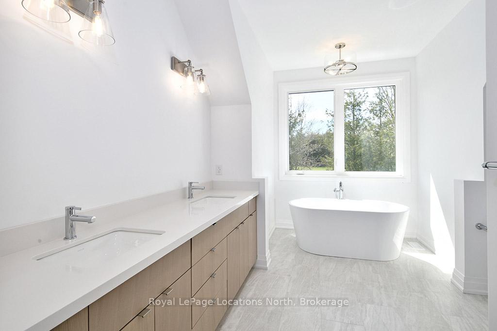 Photo 16 of Unit 16, 134 Landry Lane, Blue Mountains — HOMEH
