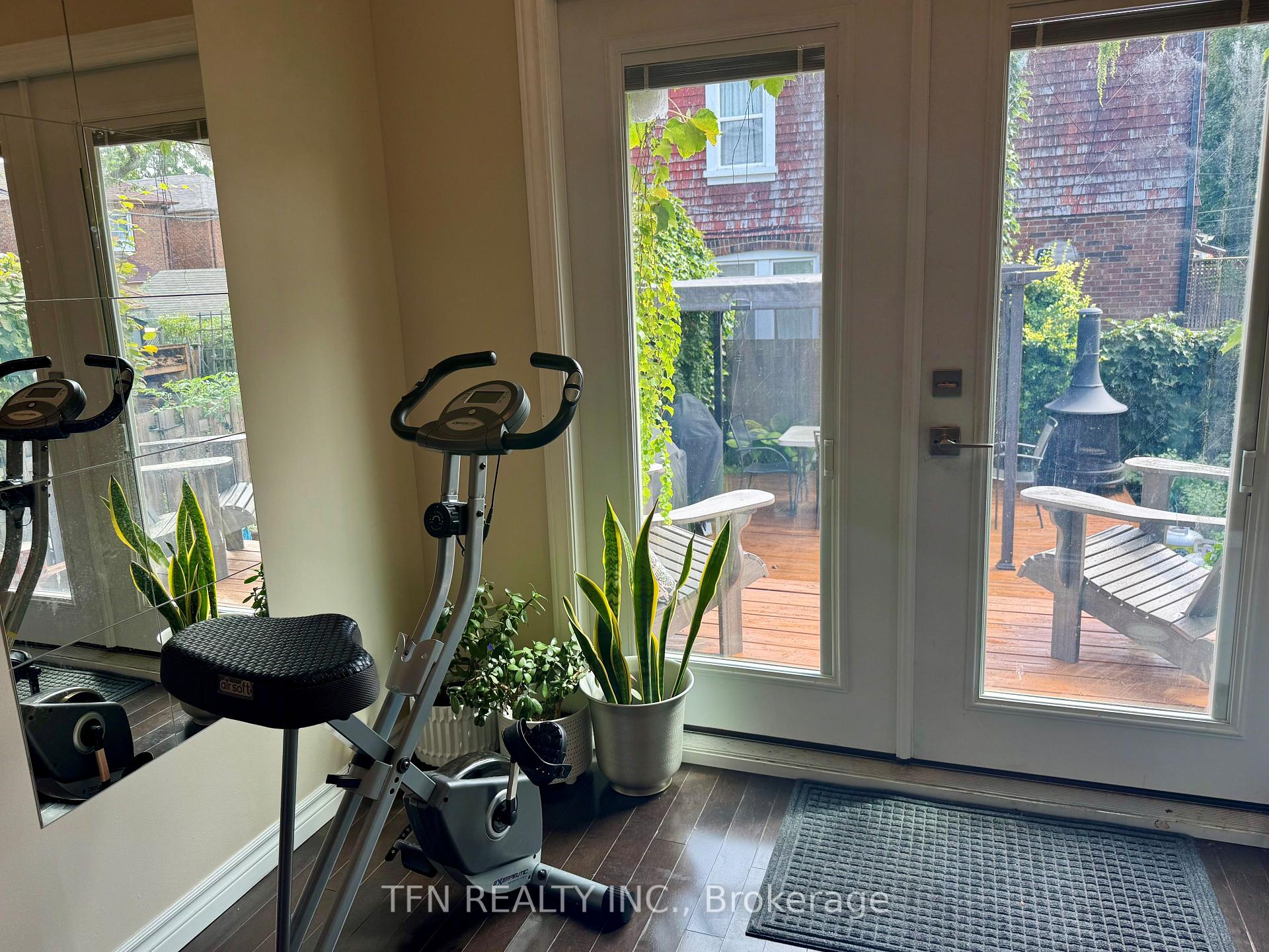 Photo 13 of 437 Mortimer Avenue, Toronto, Danforth Village-East York — HOMEH