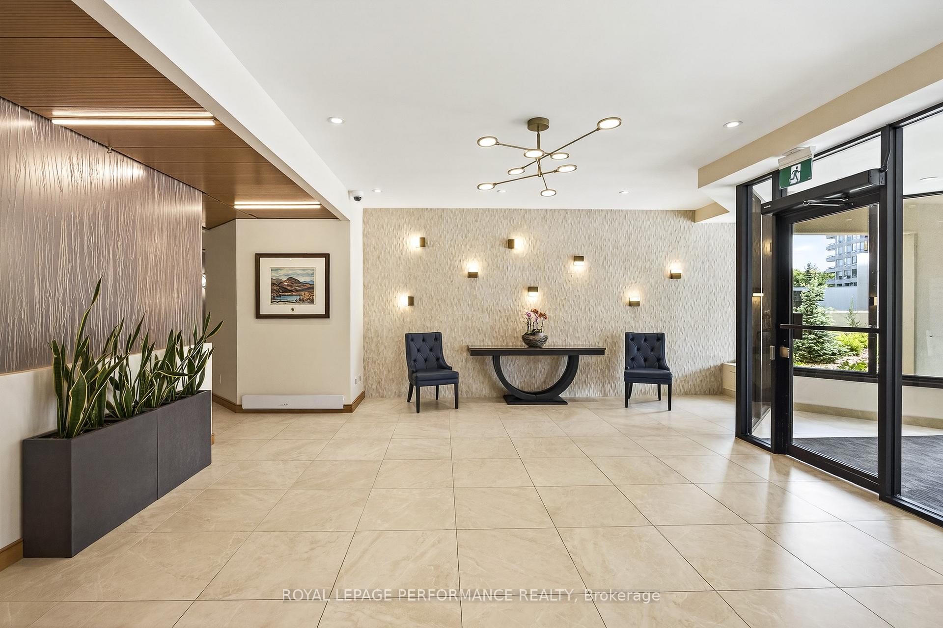 Photo 13 of Unit 2006, 1500 Riverside Drive, Ottawa, Riverview Park — HOMEH