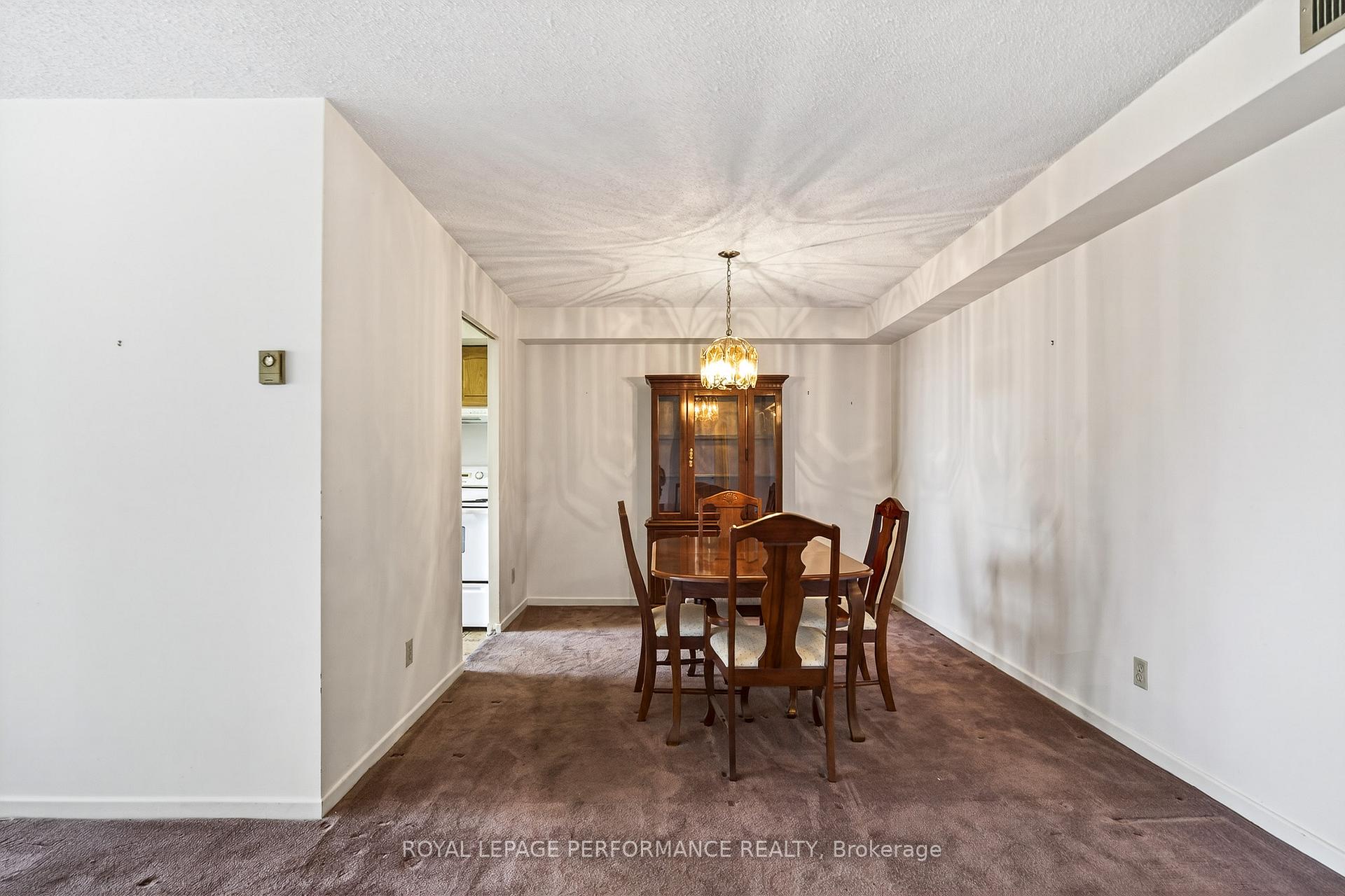 Photo 15 of Unit 2006, 1500 Riverside Drive, Ottawa, Riverview Park — HOMEH