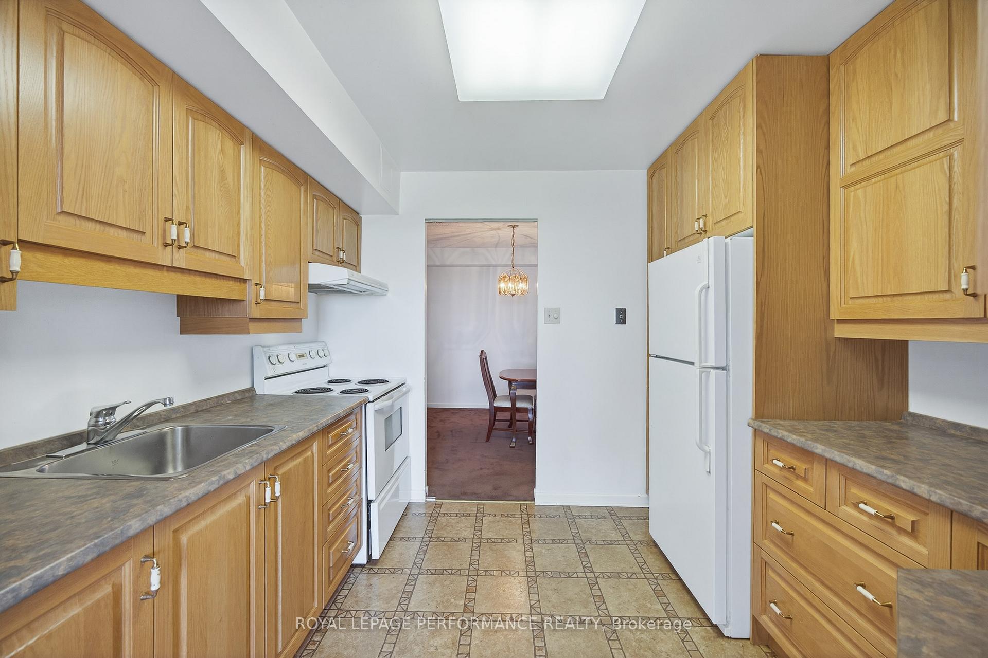 Photo 27 of Unit 2006, 1500 Riverside Drive, Ottawa, Riverview Park — HOMEH