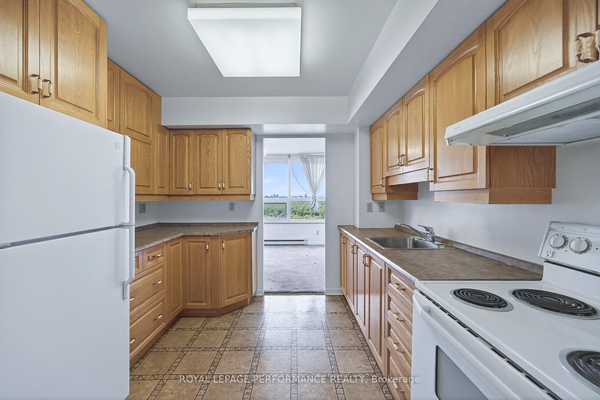 Photo 32 of Unit 2006, 1500 Riverside Drive, Ottawa, Riverview Park — HOMEH