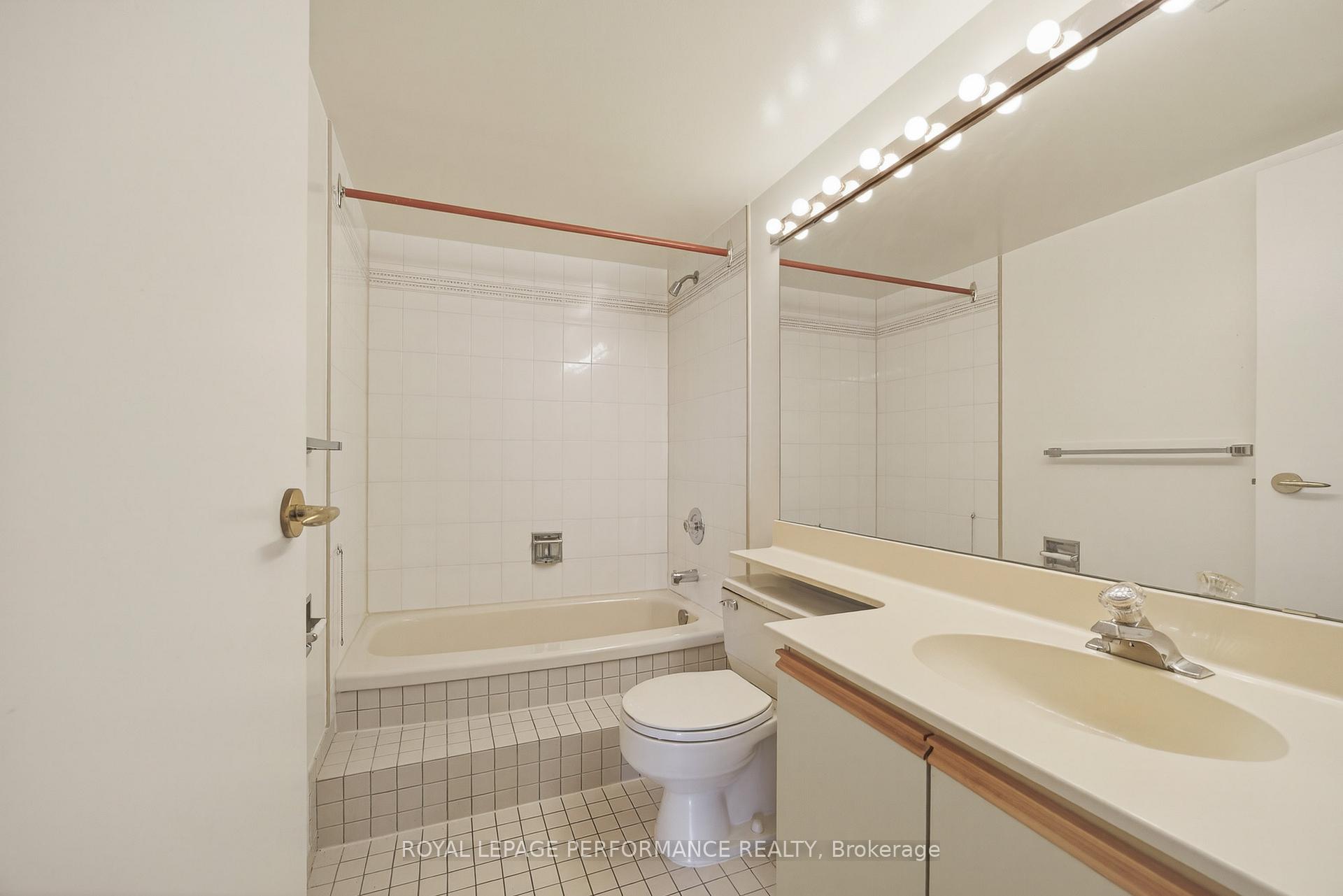 Photo 47 of Unit 2006, 1500 Riverside Drive, Ottawa, Riverview Park — HOMEH