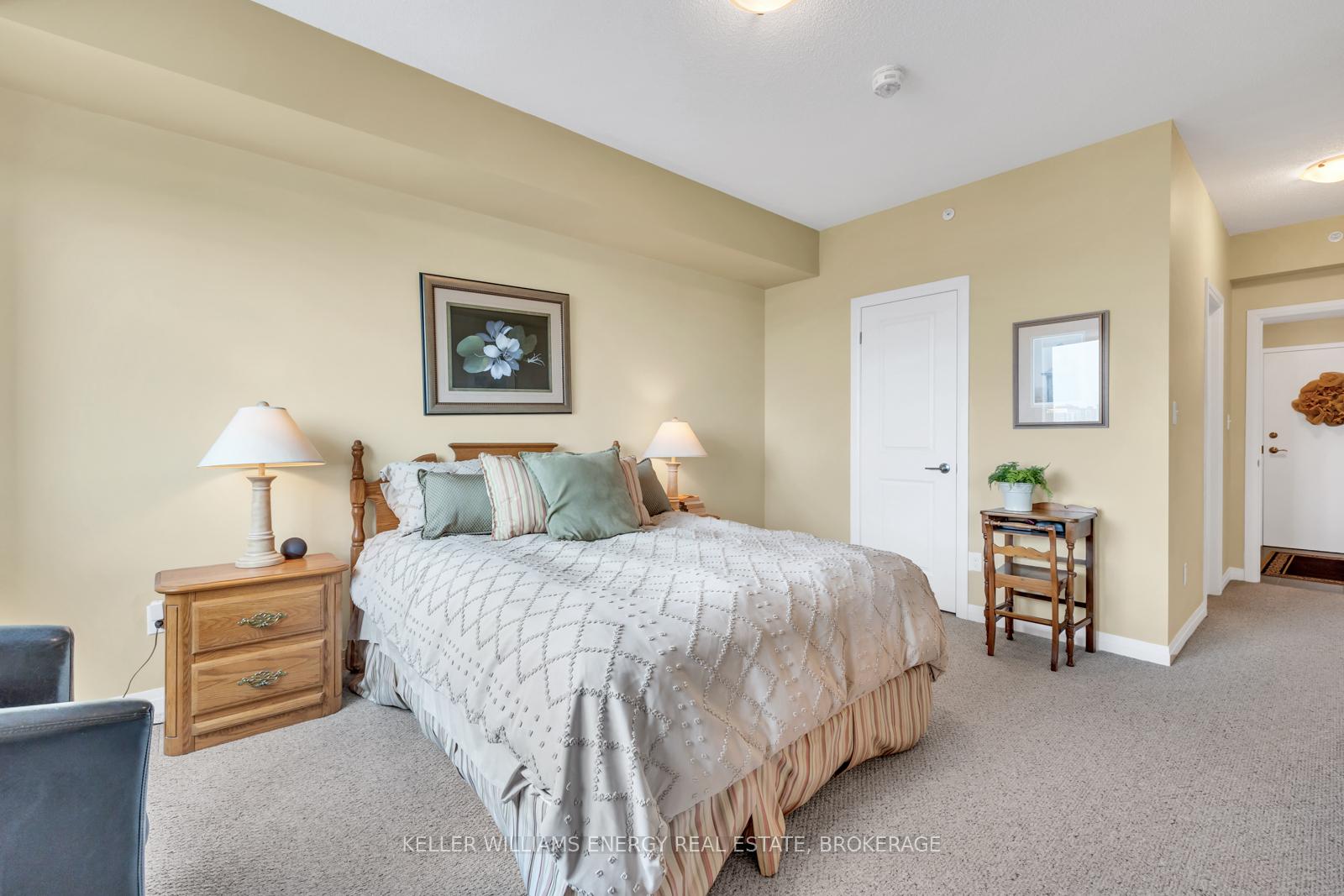 Photo 12 of Unit 309, 299 Cundles Road E, Barrie, Little Lake — HOMEH