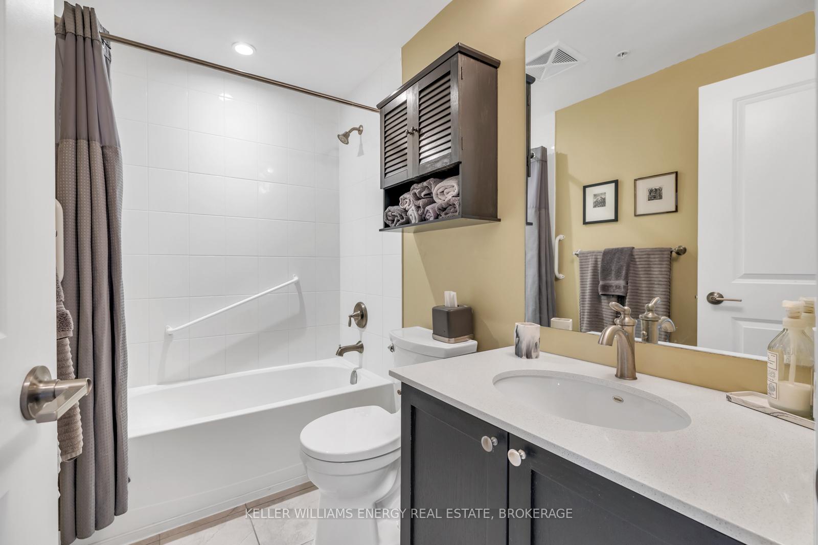 Photo 11 of Unit 309, 299 Cundles Road E, Barrie, Little Lake — HOMEH