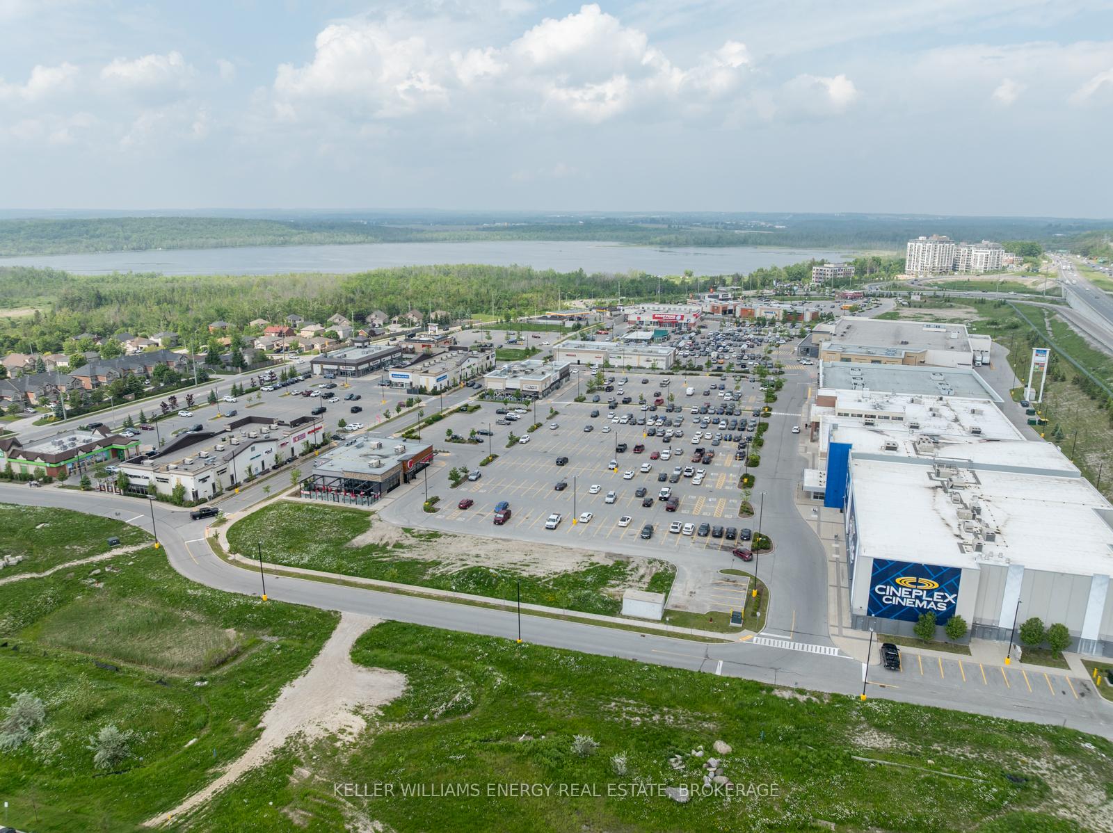 Photo 36 of Unit 309, 299 Cundles Road E, Barrie, Little Lake — HOMEH