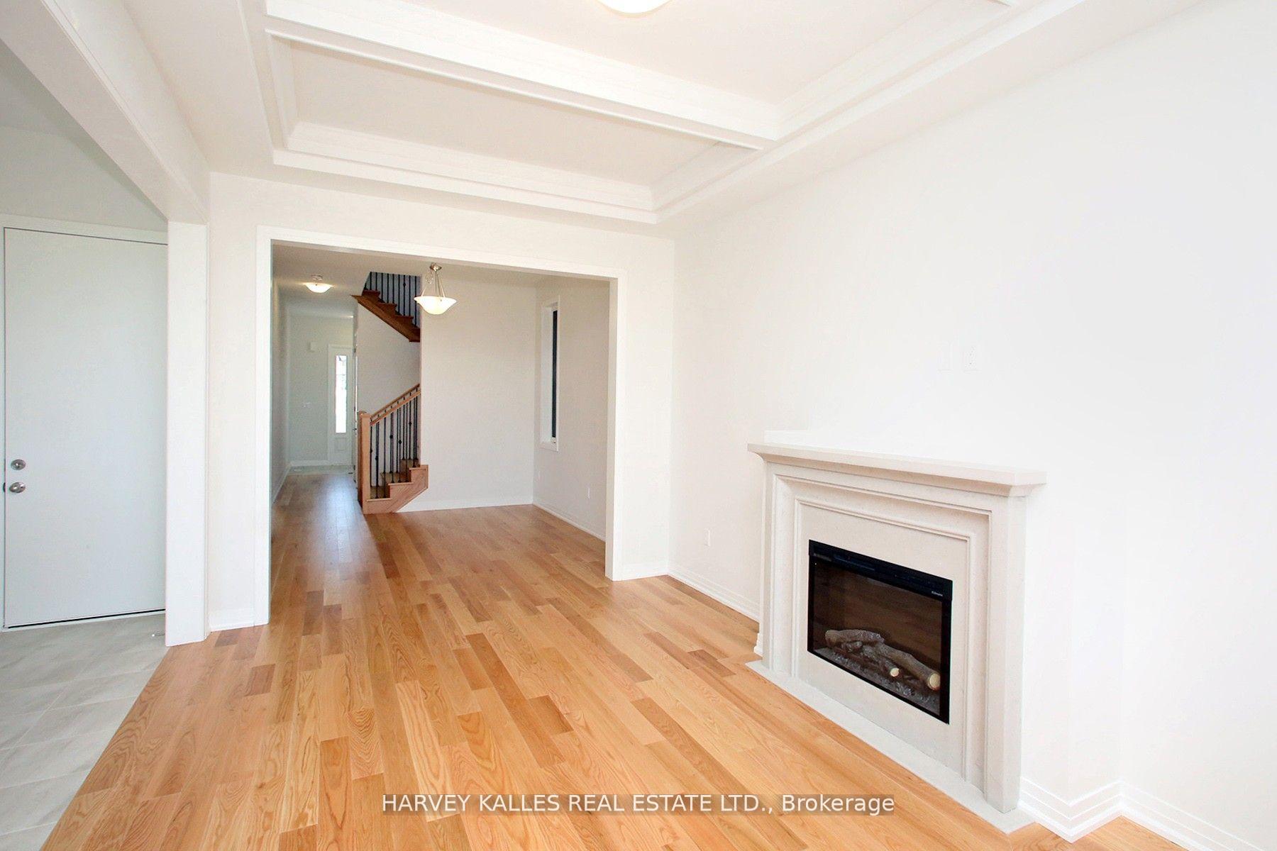 Photo 14 of 1077 Zircon Manor, Pickering, Rural Pickering — HOMEH