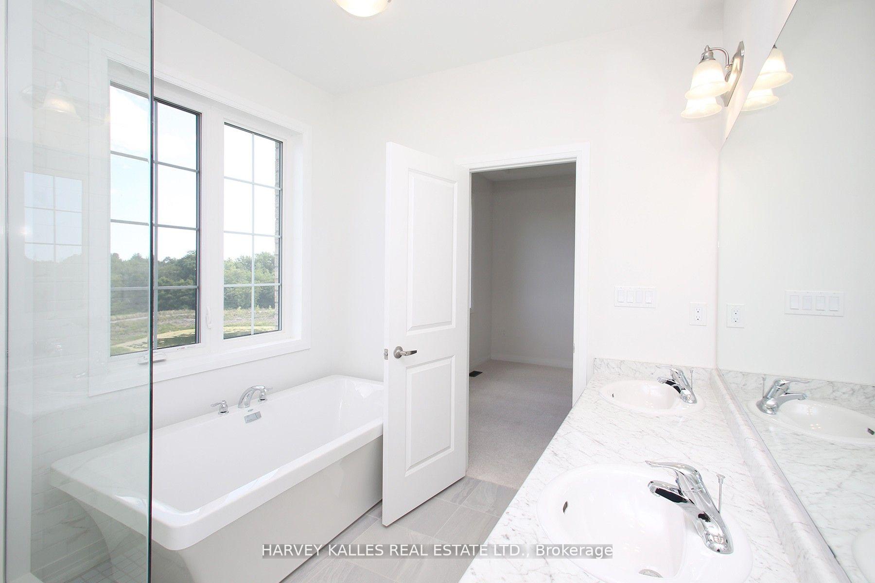 Photo 22 of 1077 Zircon Manor, Pickering, Rural Pickering — HOMEH