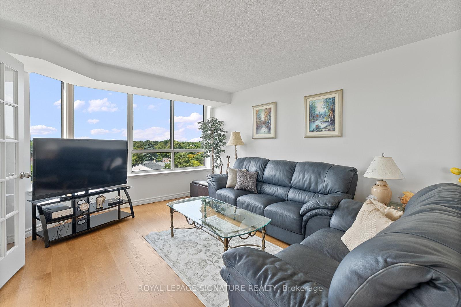 Photo 11 of Unit 524, 25 Austin Drive, Markham, Markville — HOMEH