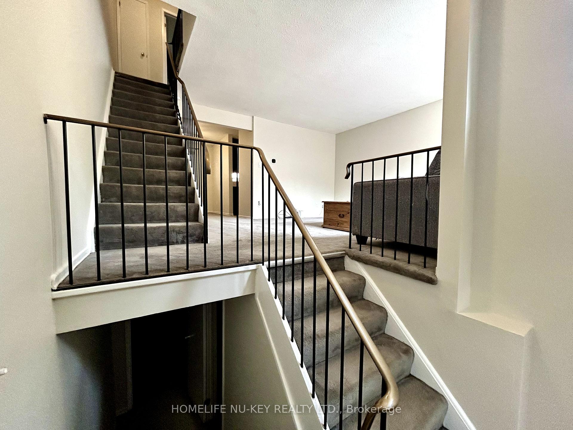 Photo 6 of Unit D4, 63 Ferris Lane, Barrie, Cundles East — HOMEH