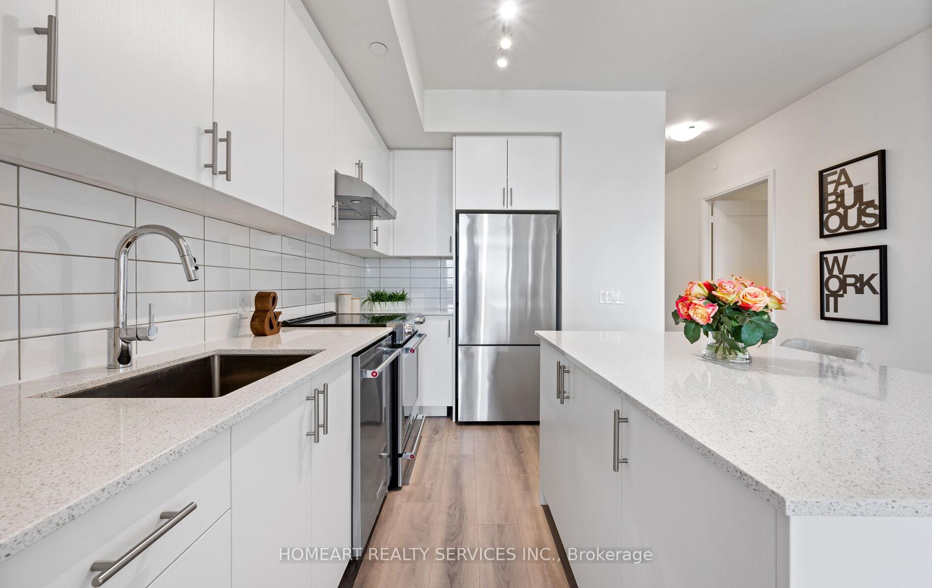 Photo 12 of Unit 2023, 9000 Jane Street, Vaughan, Vellore Village — HOMEH