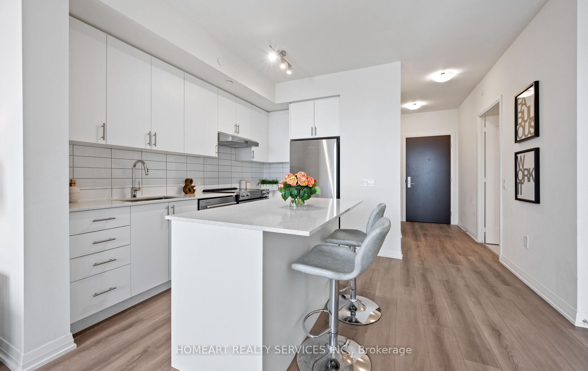 Photo 8 of Unit 2023, 9000 Jane Street, Vaughan, Vellore Village — HOMEH