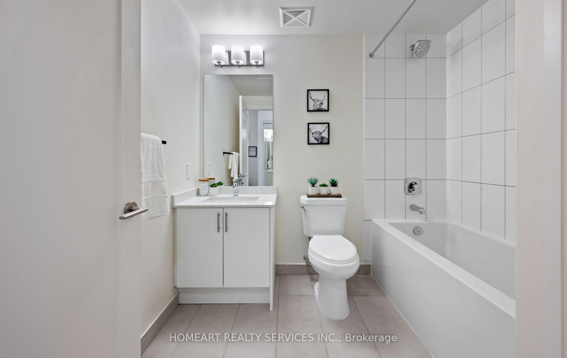 Photo 4 of Unit 2023, 9000 Jane Street, Vaughan, Vellore Village — HOMEH