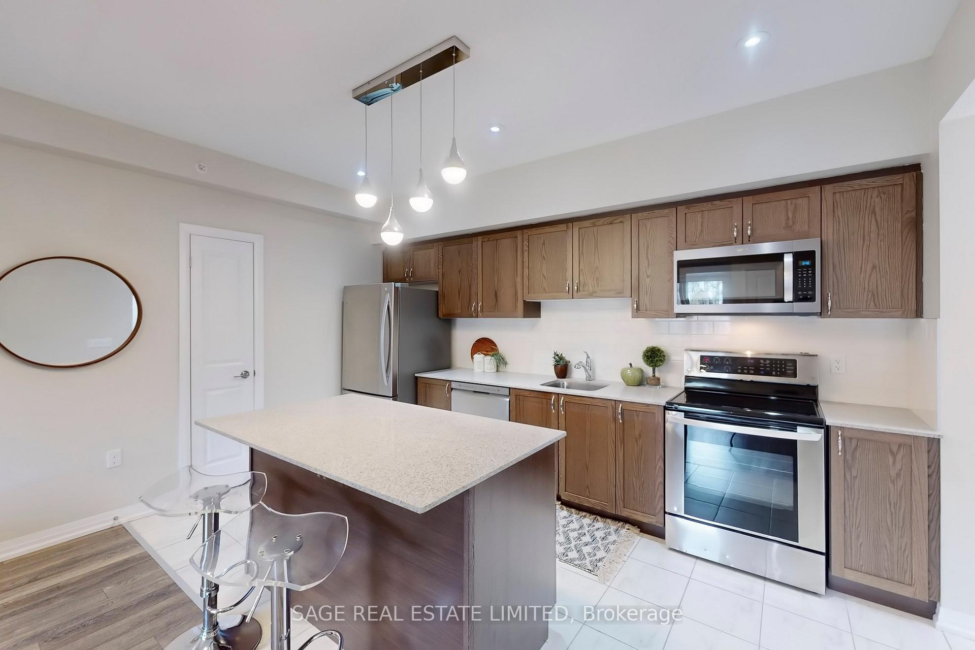 Photo 2 of Unit 310, 300 Essa Road, Barrie, 400 West — HOMEH