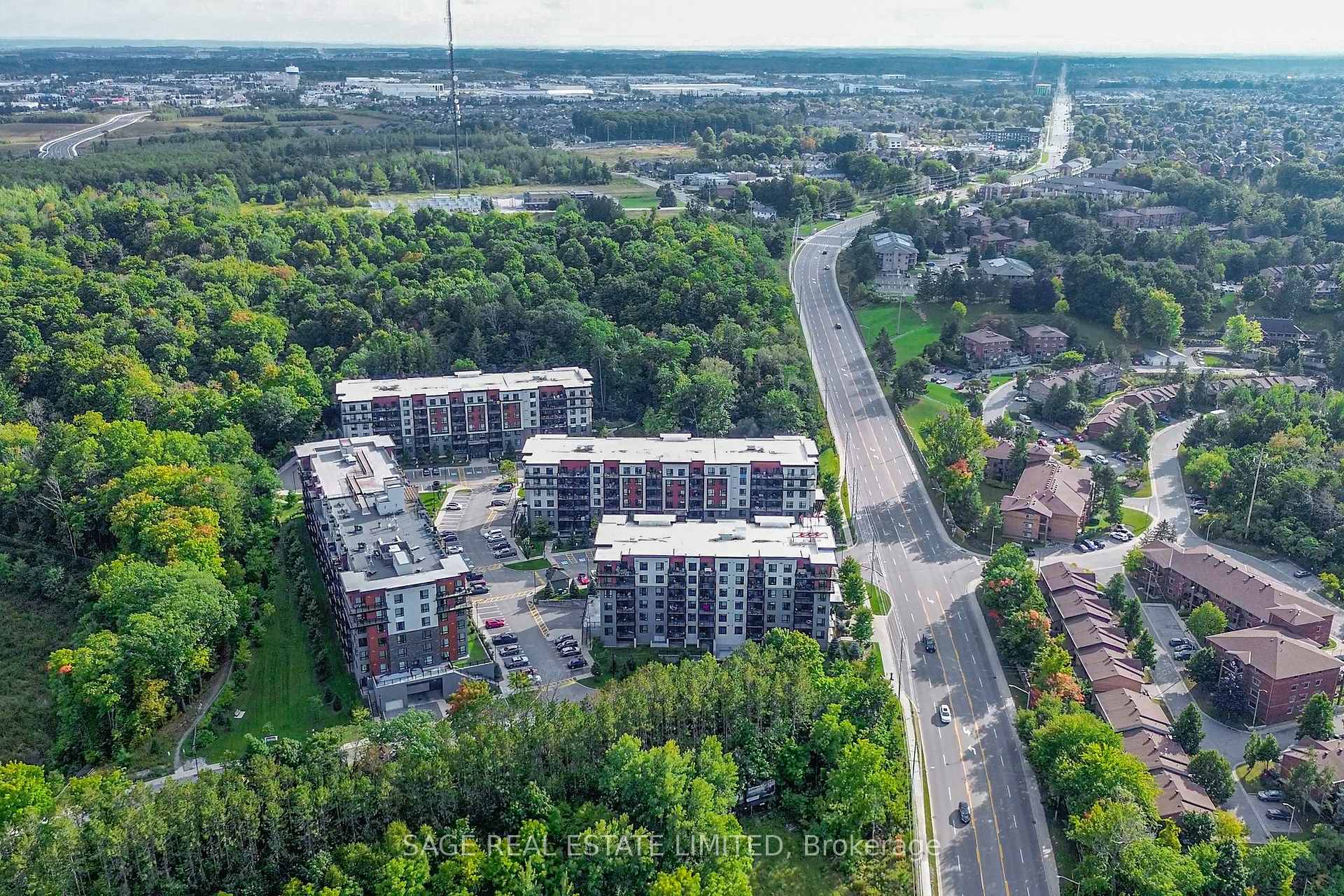 Photo 30 of Unit 310, 300 Essa Road, Barrie, 400 West — HOMEH