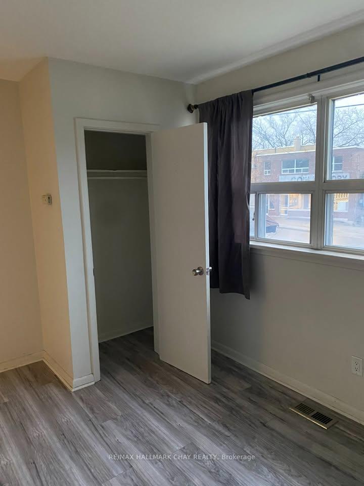 Photo 11 of Unit 2, 153 St Vincent Street, Barrie, Codrington — HOMEH