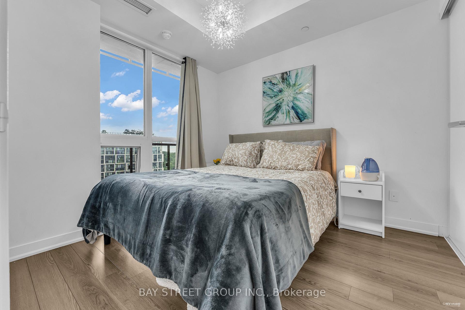 Photo 4 of Unit 1201, 60 Berwick Avenue, Toronto, Yonge-Eglinton — HOMEH