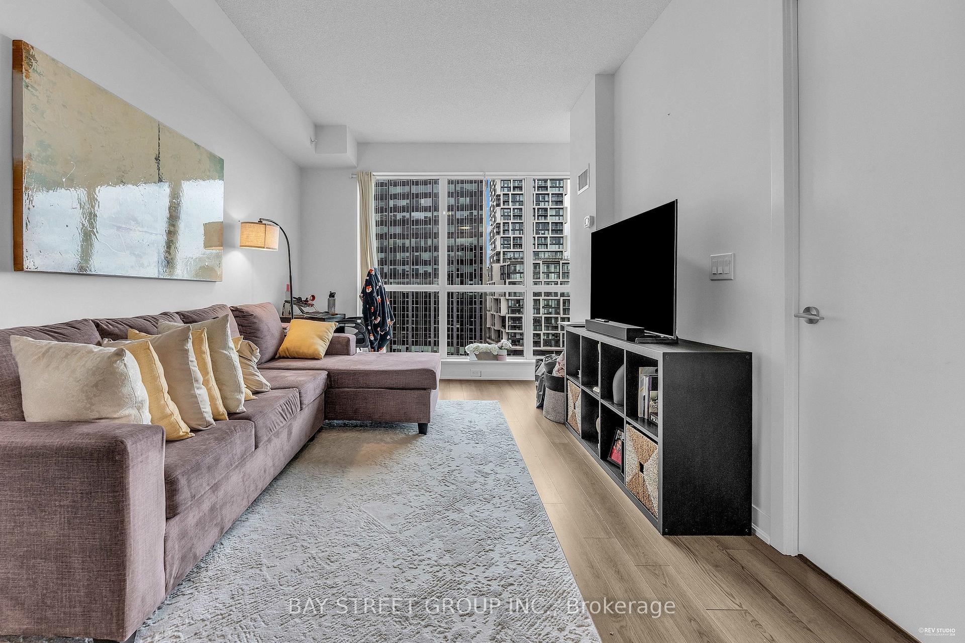 Photo 15 of Unit 1201, 60 Berwick Avenue, Toronto, Yonge-Eglinton — HOMEH