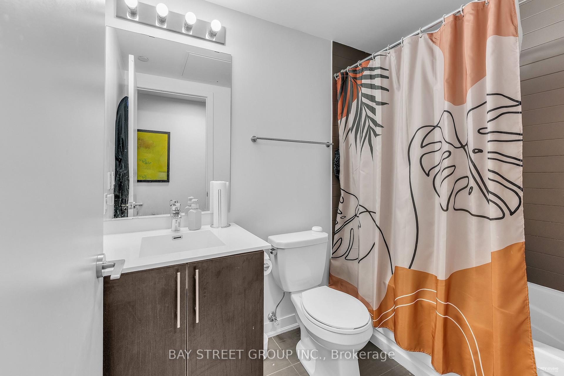 Photo 11 of Unit 1201, 60 Berwick Avenue, Toronto, Yonge-Eglinton — HOMEH