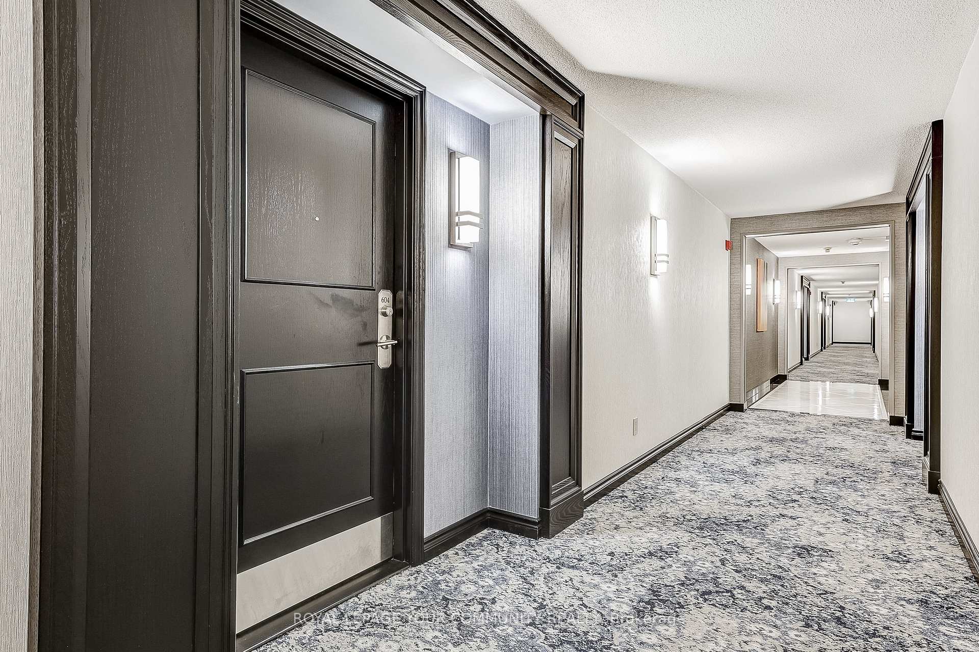 Photo 36 of Unit 604, 14924 Yonge Street S, Aurora, Aurora Highlands — HOMEH