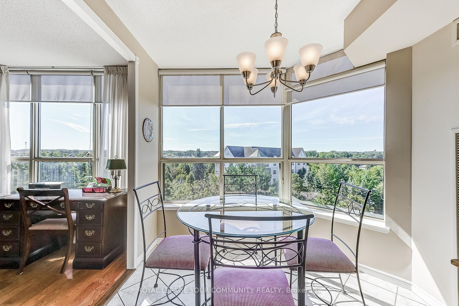 Photo 8 of Unit 604, 14924 Yonge Street S, Aurora, Aurora Highlands — HOMEH
