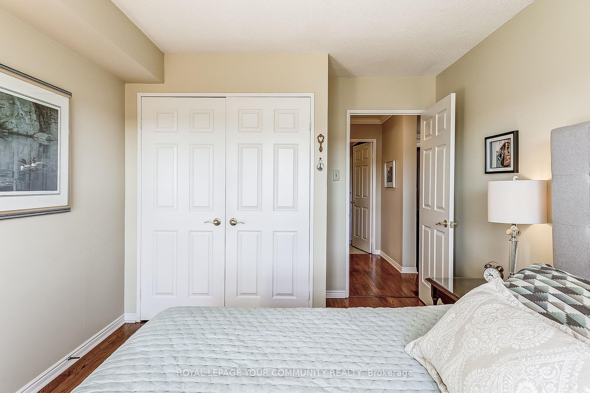 Photo 16 of Unit 604, 14924 Yonge Street S, Aurora, Aurora Highlands — HOMEH