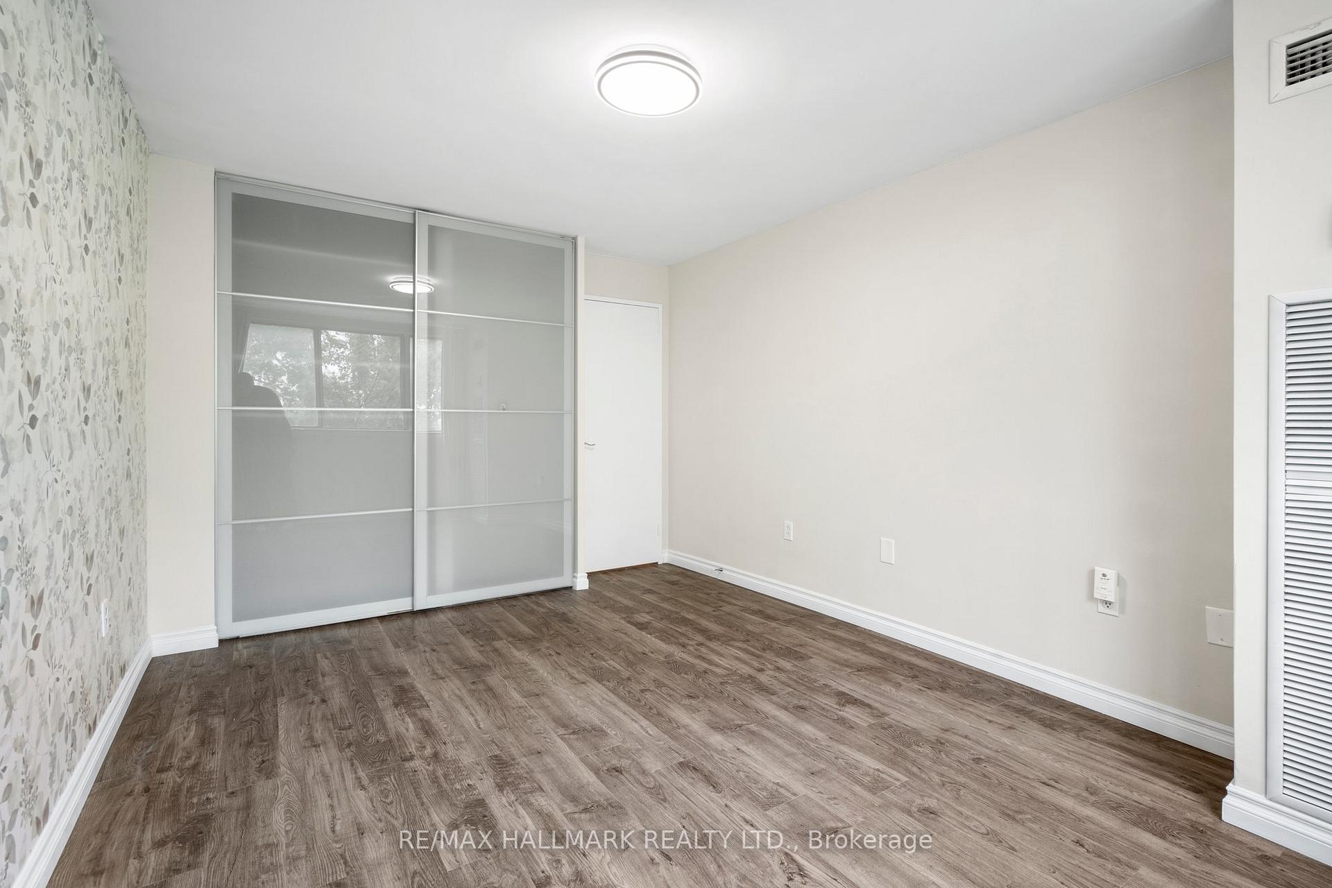 Photo 18 of Unit 339, 16 Elgin Street, Markham, Thornhill — HOMEH