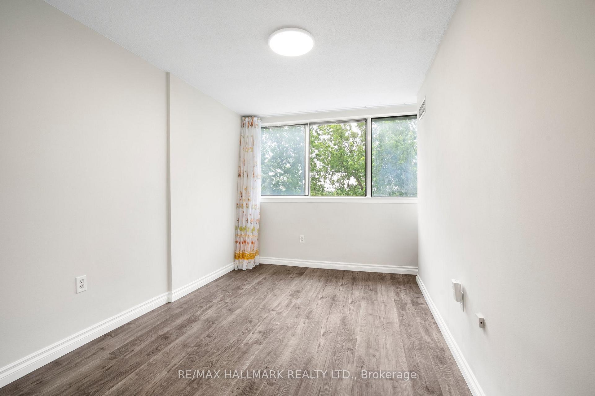 Photo 20 of Unit 339, 16 Elgin Street, Markham, Thornhill — HOMEH
