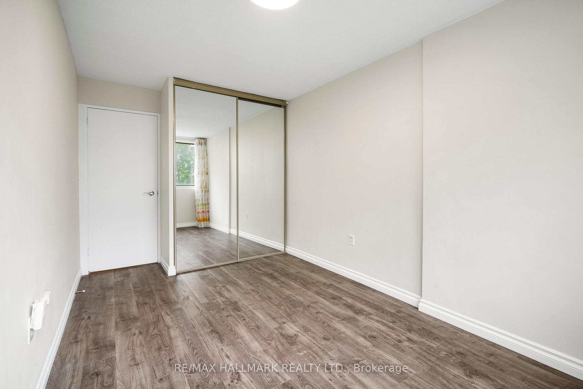 Photo 37 of Unit 339, 16 Elgin Street, Markham, Thornhill — HOMEH