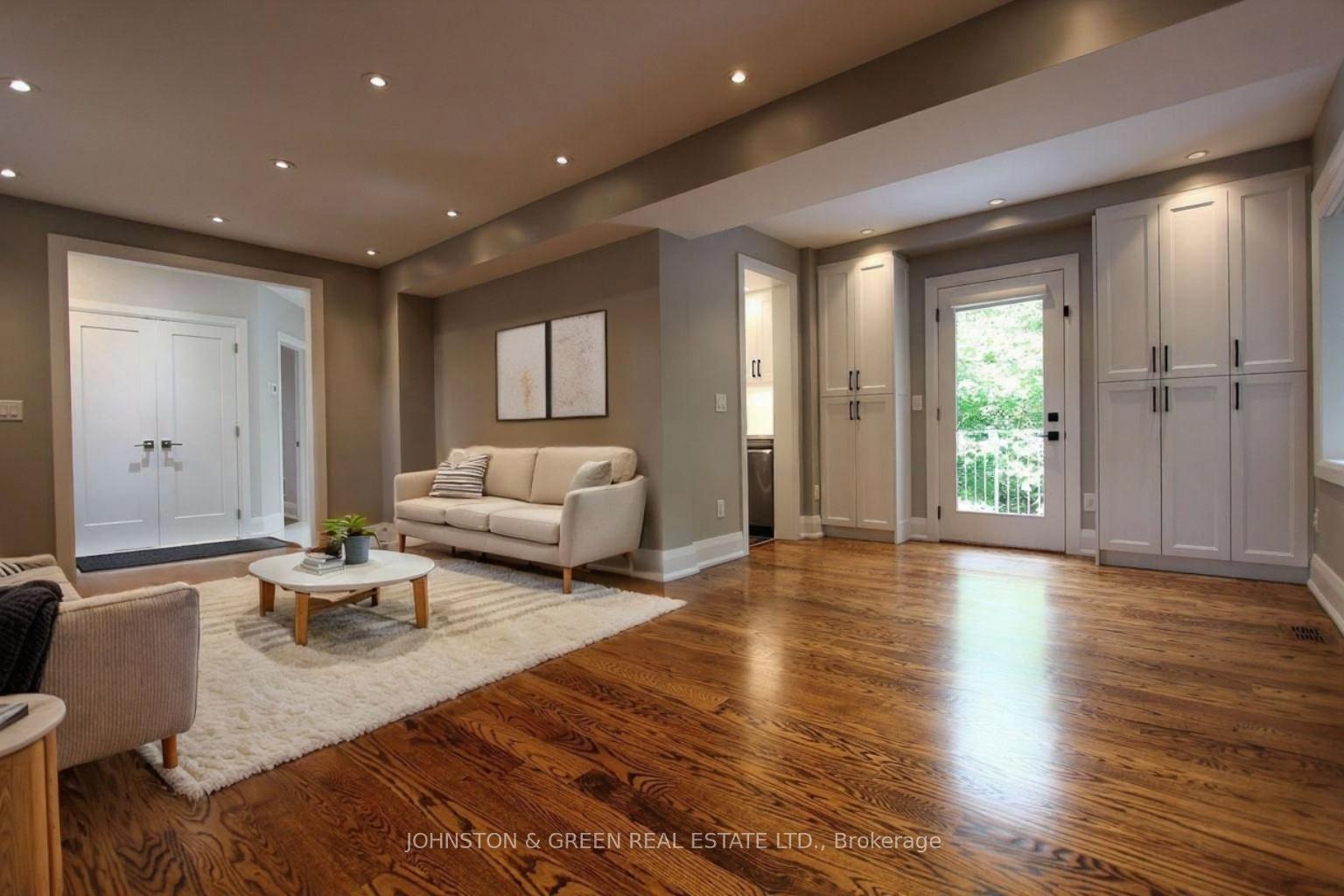 Photo 18 of 752 O'Connor Drive, Toronto, East York — HOMEH