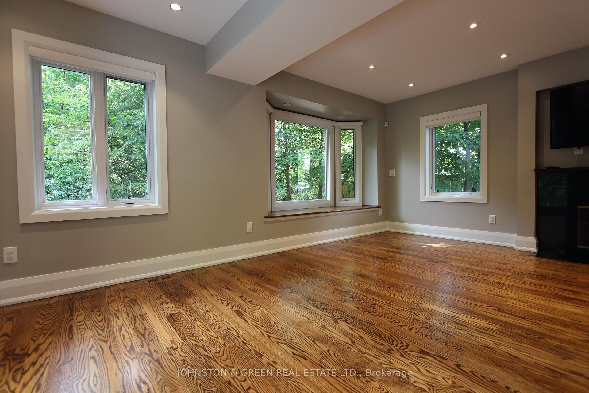 Photo 32 of 752 O'Connor Drive, Toronto, East York — HOMEH