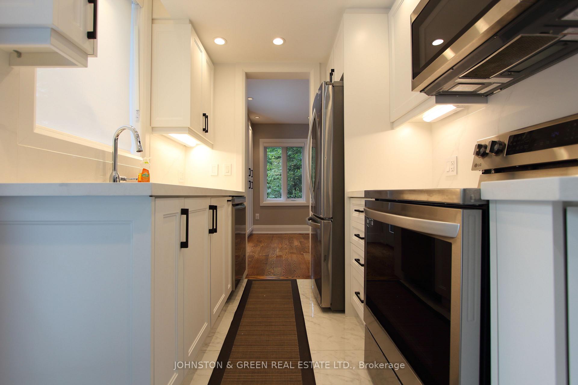 Photo 31 of 752 O'Connor Drive, Toronto, East York — HOMEH