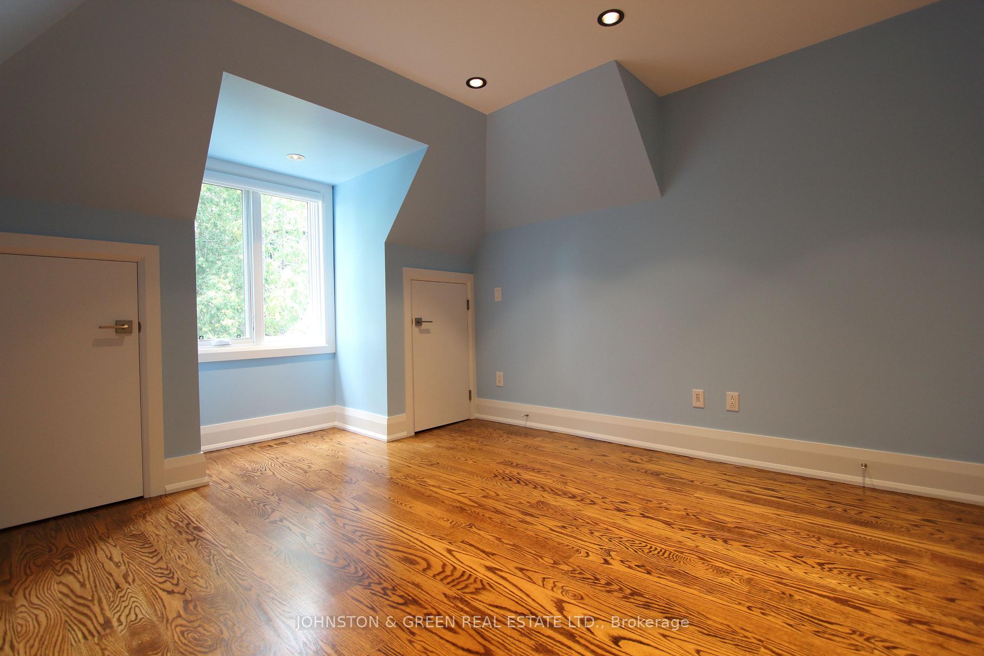 Photo 40 of 752 O'Connor Drive, Toronto, East York — HOMEH