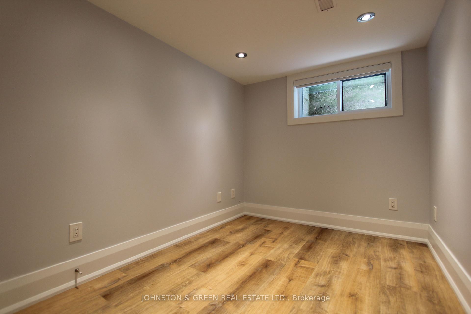Photo 27 of 752 O'Connor Drive, Toronto, East York — HOMEH