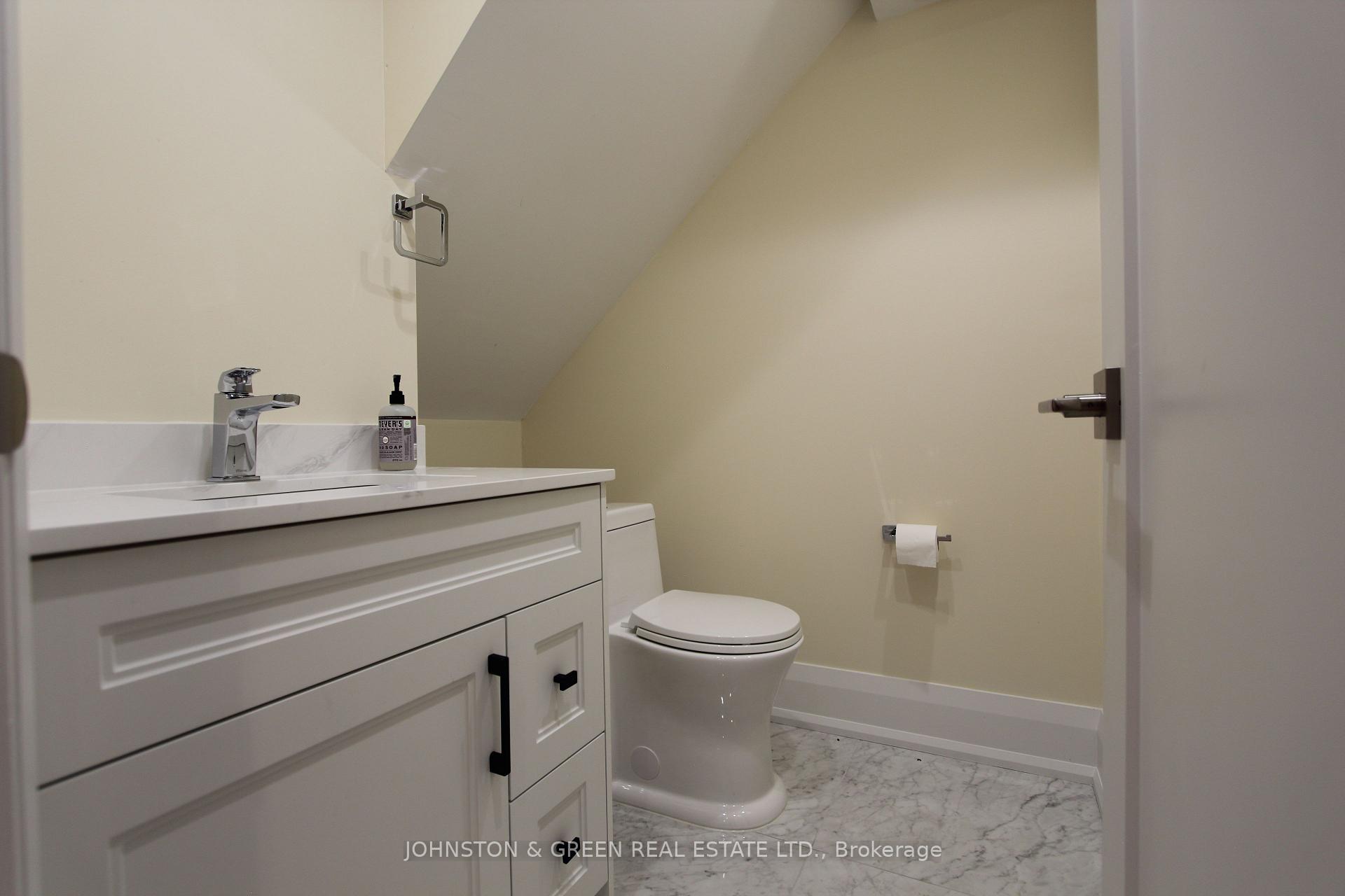 Photo 38 of 752 O'Connor Drive, Toronto, East York — HOMEH