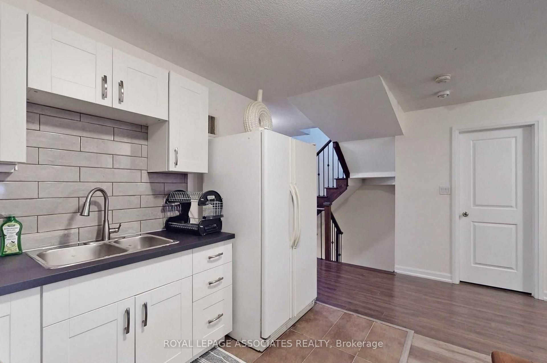 Photo 19 of 8 Longshore Way, Whitby, Lynde Creek — HOMEH