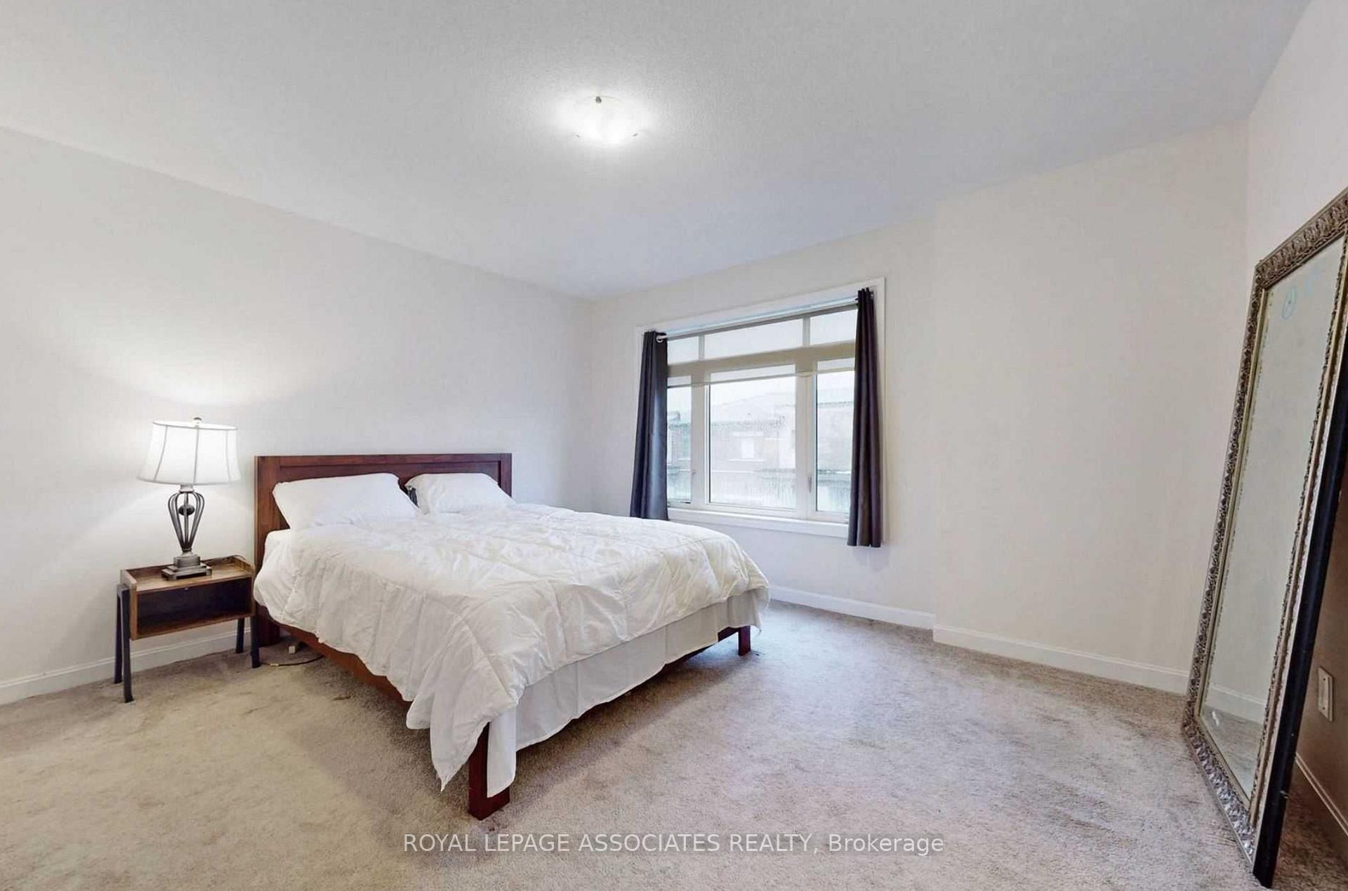 Photo 2 of 8 Longshore Way, Whitby, Lynde Creek — HOMEH