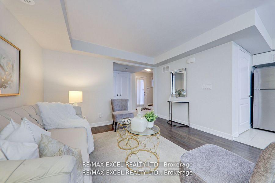 Photo 4 of Unit 1011, 55 Lindcrest Manor, Markham, Cornell — HOMEH