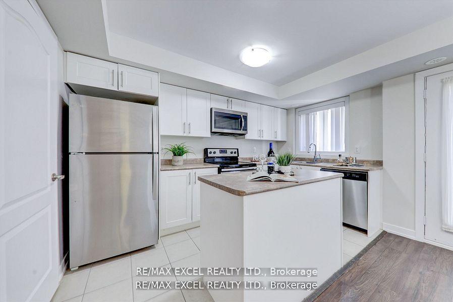 Photo 8 of Unit 1011, 55 Lindcrest Manor, Markham, Cornell — HOMEH