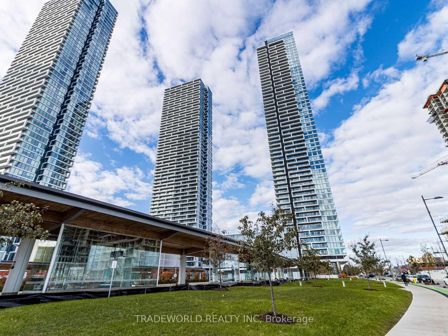 Front of Unit 1202, 898 Portage Parkway