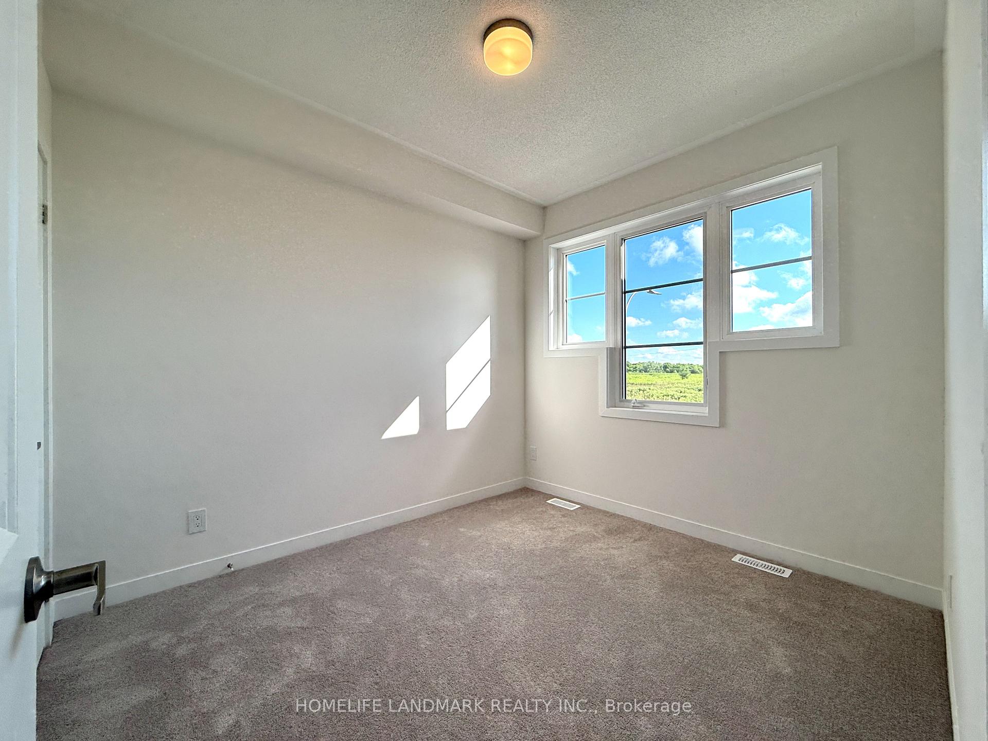 Photo 10 of 3122 Sideline 16, Pickering, Rural Pickering — HOMEH