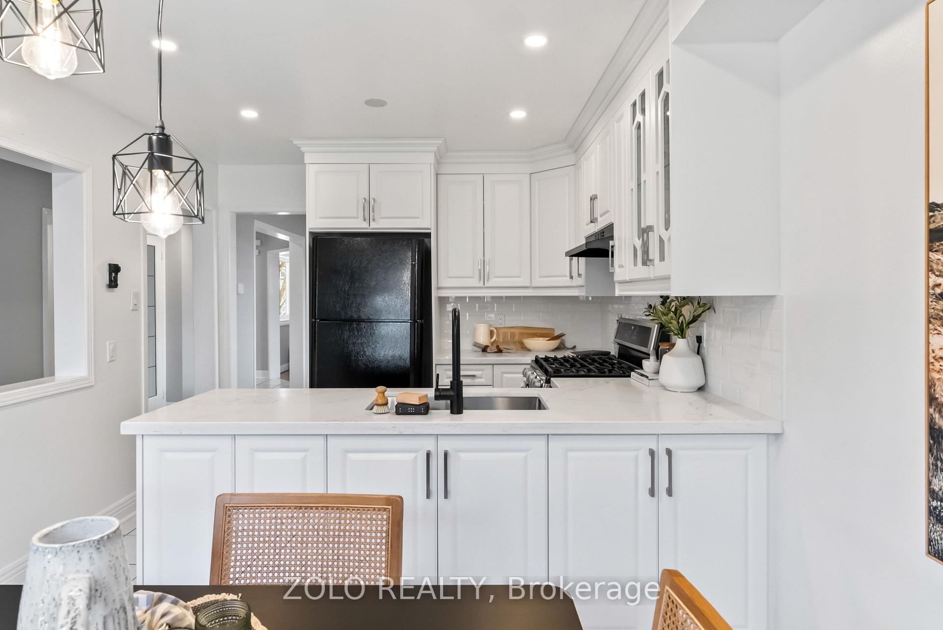 Photo 3 of 75 Oke Road, Clarington, Courtice — HOMEH