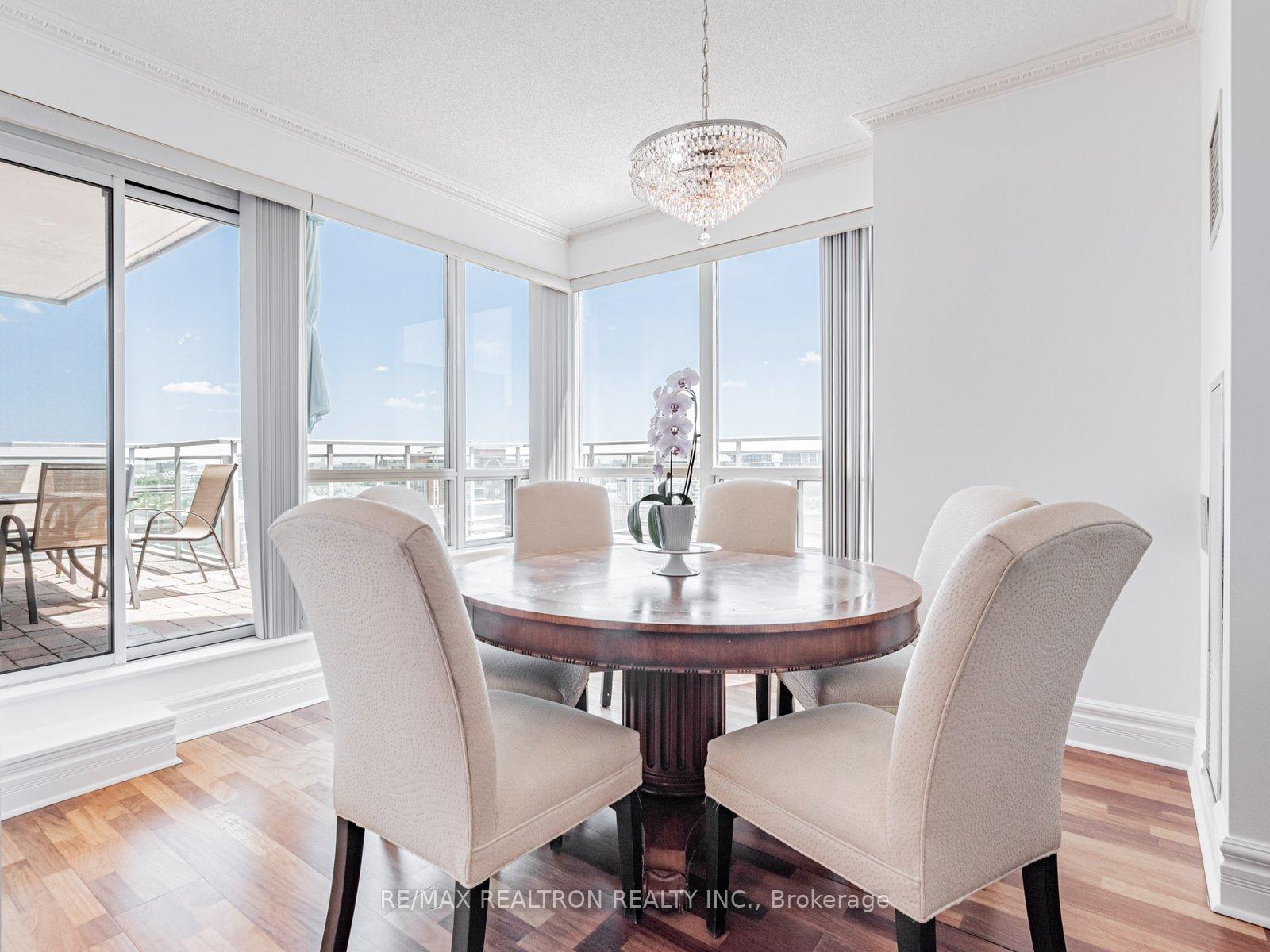 Photo 7 of Unit LPH 2, 48 Suncrest Boulevard, Markham, Commerce Valley — HOMEH