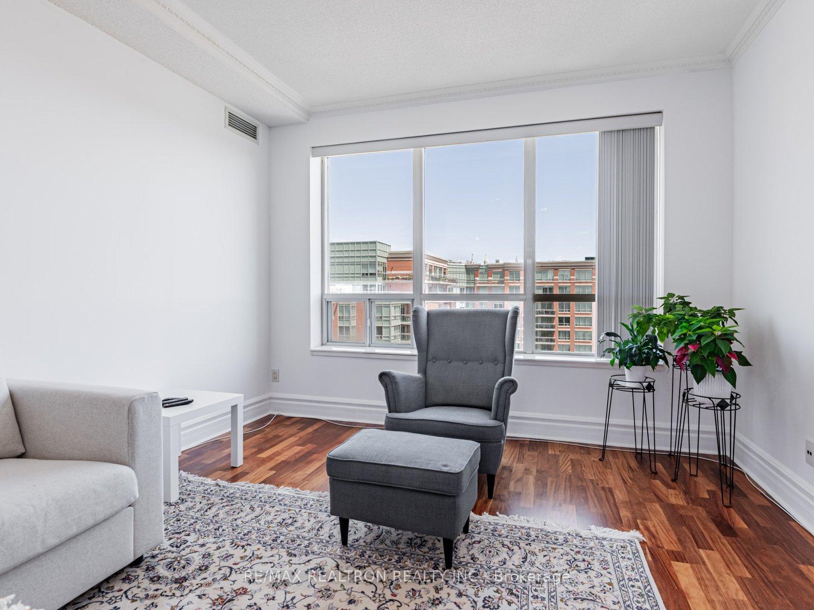 Photo 18 of Unit LPH 2, 48 Suncrest Boulevard, Markham, Commerce Valley — HOMEH